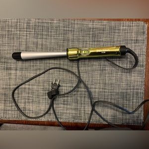 Curlipop bed head curling iron